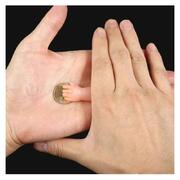 Little hand La manina